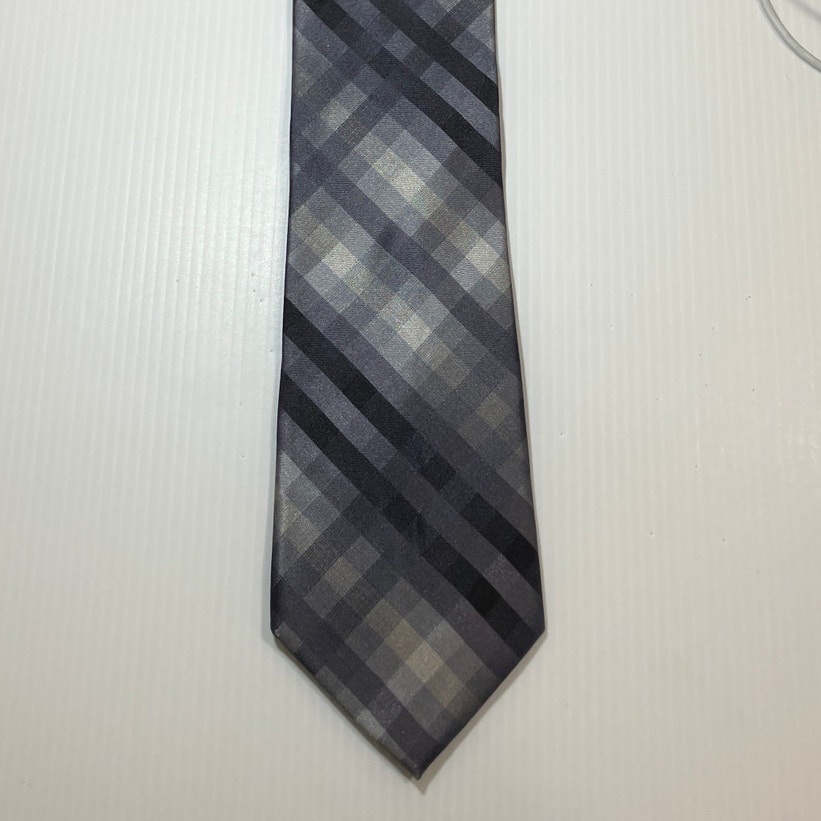 Calvin Klein Gray Plaid Silk Wide Classic Men Necktie 59